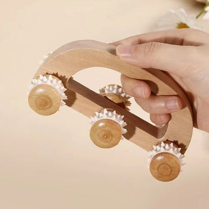 rouleau de massage dans la main